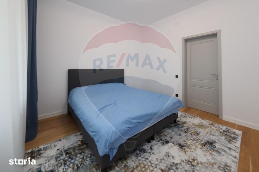 Casă cu 5 camere cu Teren 577 Mp în Bunloc