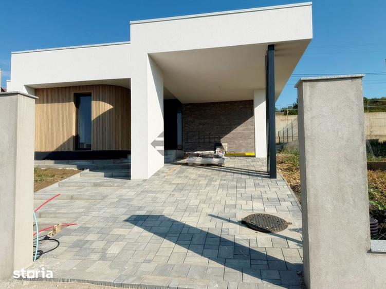 Casă cu 4 camere cu Teren 601 Mp în Oncea