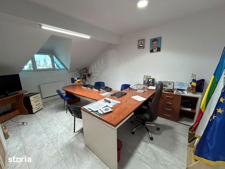 SPATIU BIROURI//CABINETE MEDICALE//CANTACUZINO - 8