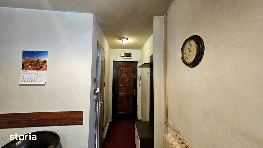 Apartament cu 2 camere, mobilat în Tei