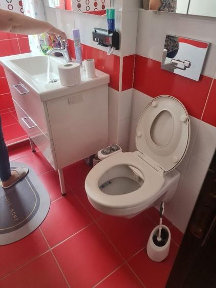 Apartament cu 3 camere decomandat în Sânpetru