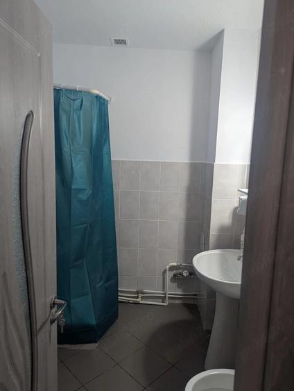 Inchiriez Apartament 2 Camere - Parter - Intrare Separata - Energiei - 1