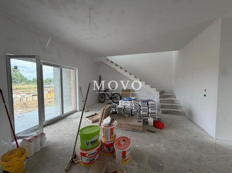 Casă cu 3 camere cu Teren 200 Mp în Săcălaz