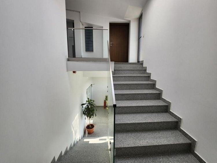 Pantelimon Gara Catelu birouri 200-400 mp - 17