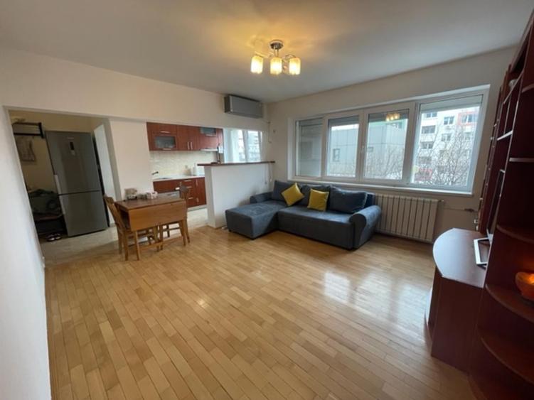 Piata Domenii, 3 camere deosebit, etaj 6, bloc reabilitat, 70 mp, vedere spate - 3