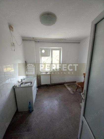 Ap.3 camere DECOMANDAT,Vest, etajul 4, Pret 72000 euro - 5