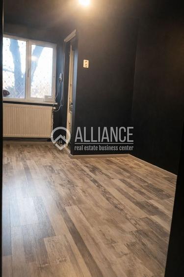 Spatiu comercial  la parter bloc - (COD 10) CAPITOL - 5