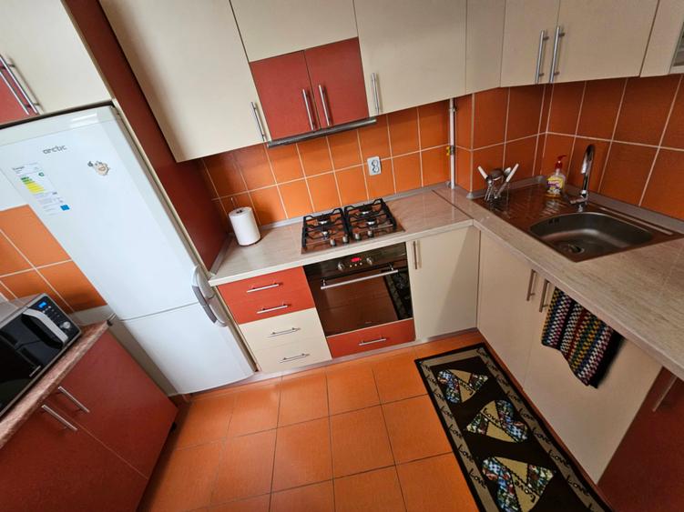 Apartament de închiriat, 2 camere, 48 mp, Central zona Tribunal - 1