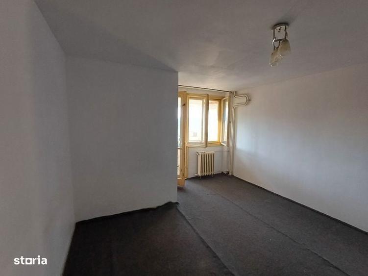 Garaoniera de vanzare - 3
