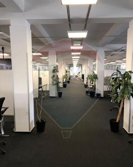 Spa?iu de birouri de 4,000mp de vanzare in zona Indust... - 5