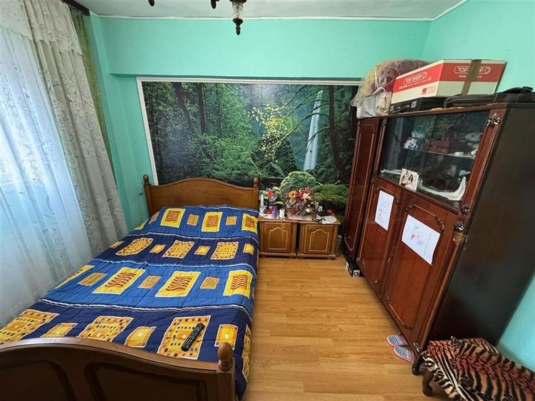 Apartament 3 camere zona centrala , etaj 7, pret 63.000 Euro neg. - 9