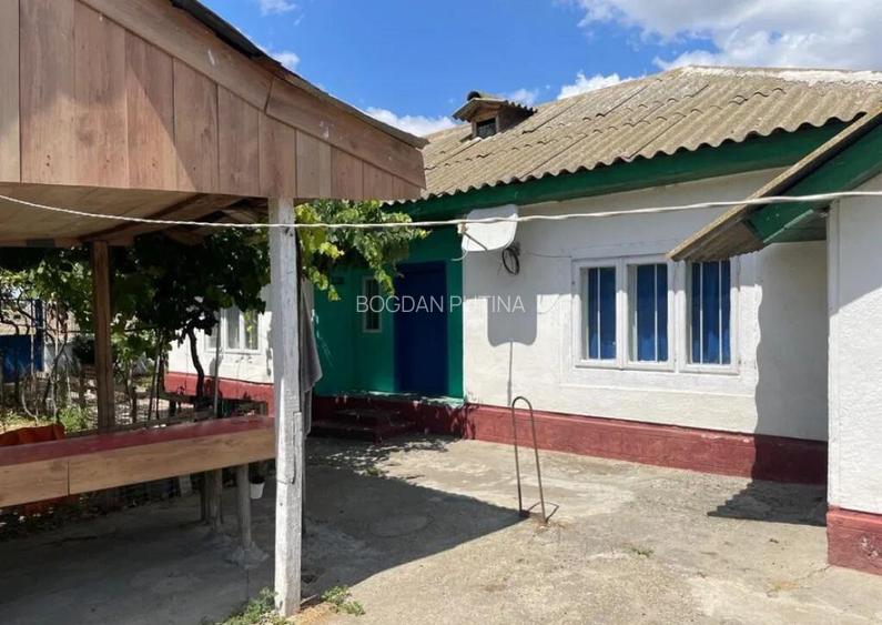 Casa cu teren 4000mp Casa cu teren 4000mp