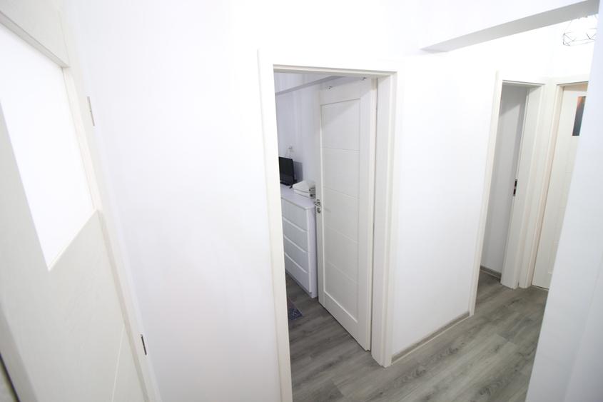 3dec. ICFrimu, str.Nae Leonard, S-uri, et.1, 90mp - 9