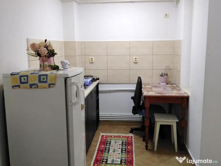 Inchiriez garsoniera - 1