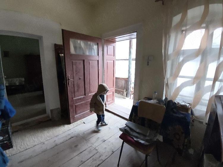 vand casa in Zarne?ti(Tohanul Vechi) - 6