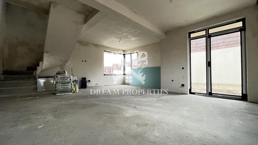 Casa de vanzare 120 mp, 4 camere,3 bai, teren 350 mp, DEZMIR - 5