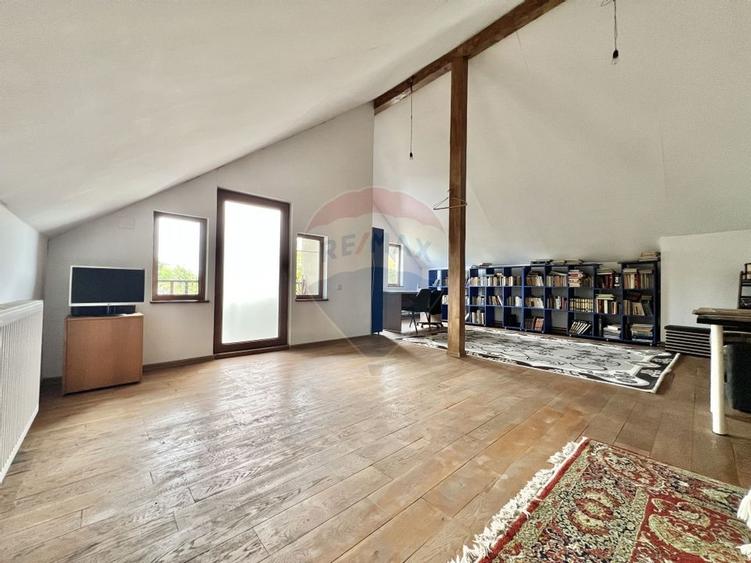 Casa de lemn cu teren generos de 1312 mp de vanzare in Fundulea - 26