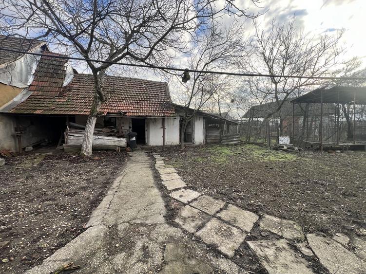 Vand Casa + teren - 6