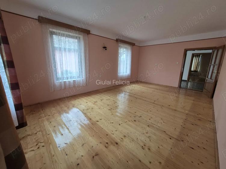 Casa de vanzare comuna Tinca