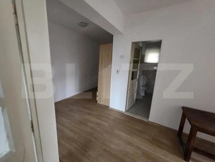 Casa 3 dormitoare, 1150 mp teren 59.000 - 9