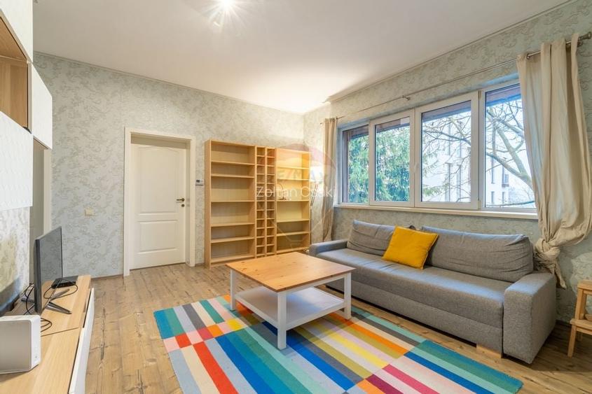 Apartament 3 camere de inchiriat Andrei Muresanu Str.Predeal Parcare