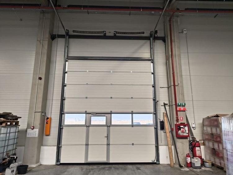 Hală industrială nouă, 2 000 mp. 3,5 Euro + TVA/lună/mp. Comision 0 - 11