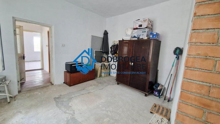 ULTRACENTRAL -CASA 4 CAMERE ,TEREN 187 MP, CENTRALA GAZ - 12