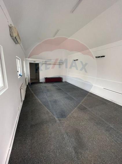 Spatiu comercial de 56mp de vanzare in zona Obcini - 4