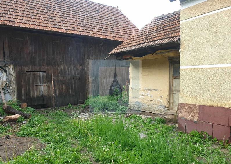 Casa batraneasca de vanzare in Tarlungeni - 13