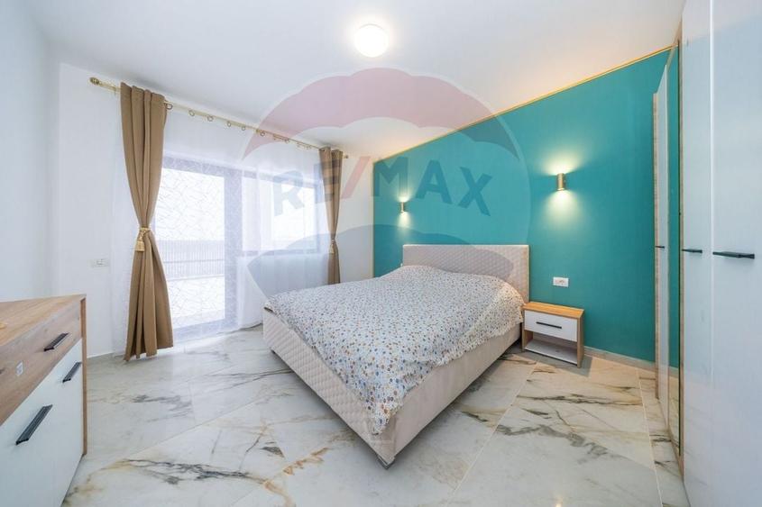 Casa cu 9 camere, teren 501 mp,  Harman! - 14