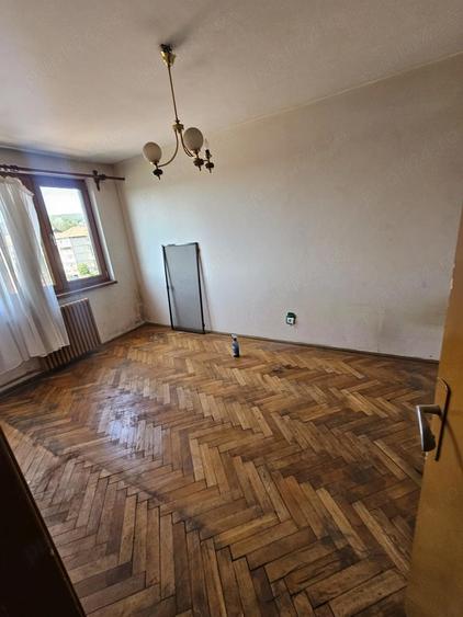 Apartament doua camere, zona 1 Mai - 3