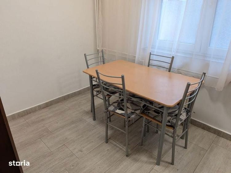 Inchiriez garsoniera zona Mall Vitan - 6