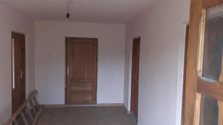 Casa de vanzare pe Str. Independentei, Valcanesti (Prahova) Ultra-Central - 5