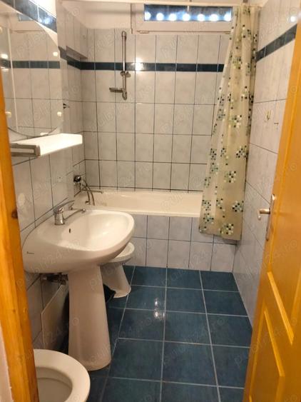 Proprietar inchiriez apartament cu 2 camere in Sibiu zona Pia?a Rahovei - 1