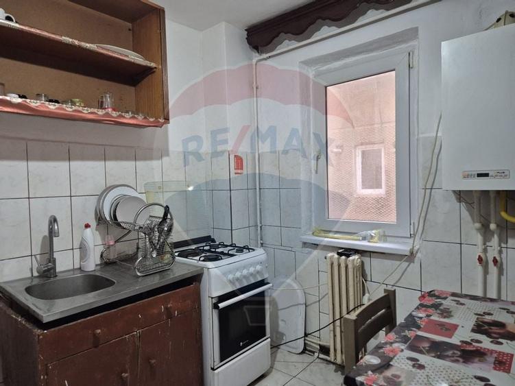 Apartament cu 3 camere de inchiriat - Strada Stadionului Vama Veche - 5