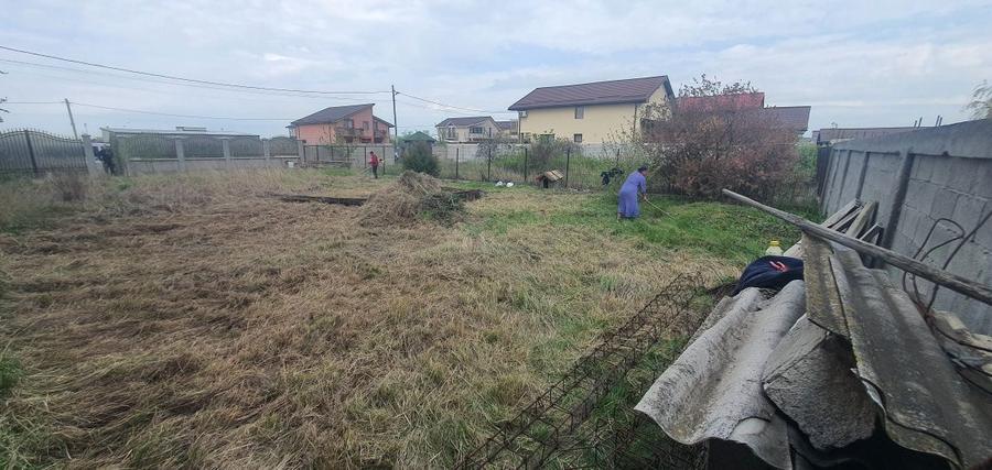 Vand teren cu imprejmuire si proiect casa - 1