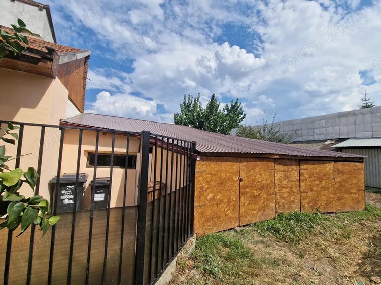 Vand apartament la casa cu 1 camera in curte comuna pe str. cuza voda - 5