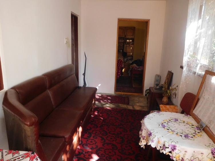 Vanzare casa individuala + teren in cart Iris - 6