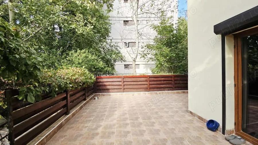 Crangasi, apartament la curte si terasa si garaj - 1