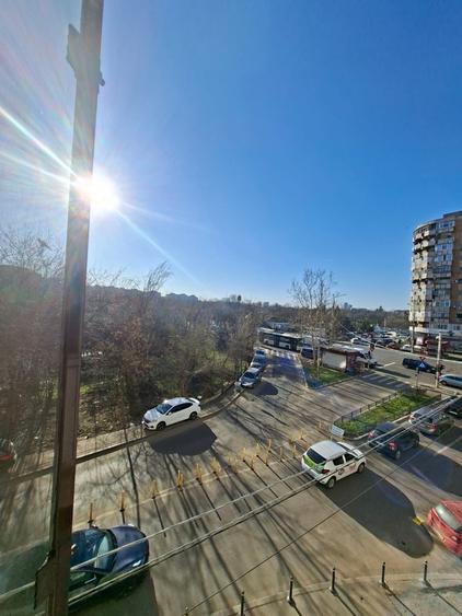 Colentina, Rau, stradal, vav Mc. Donald' s, Parc Plumbuita - 1