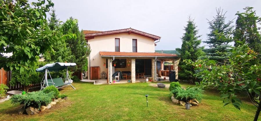 Casa de vanzare finisata modern - 1