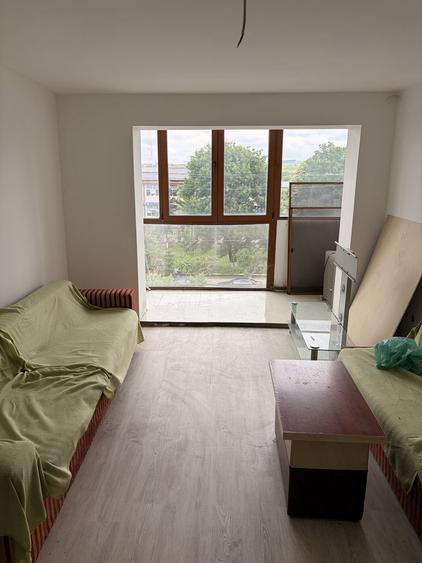 Inchiriez apartament 3 camere decomandat - 12