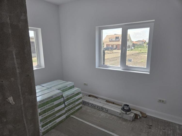 Duplex cu 4 camere cu Teren 304 Mp în Dumbrăvița