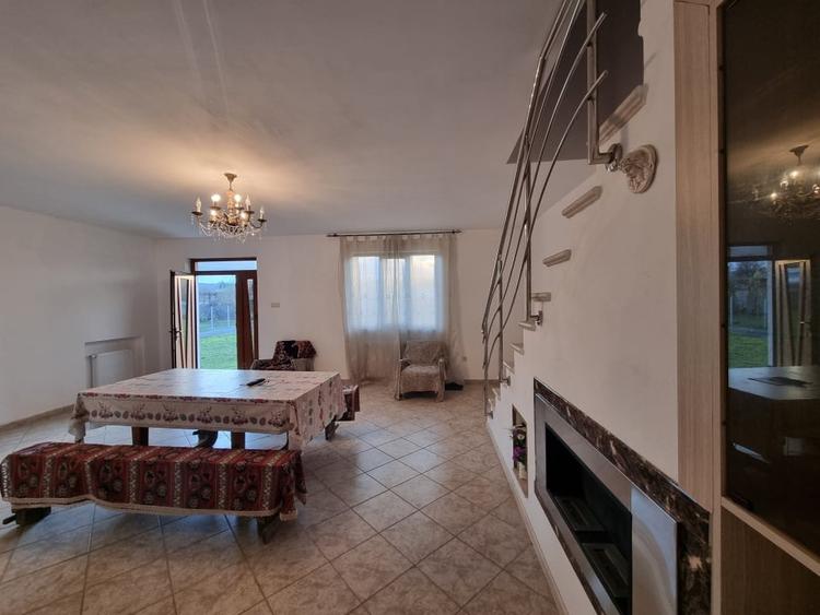Margineni- Arcadie Septilici- Vila 6 camere- 2019- 3 bai- teren 800 mp - 9