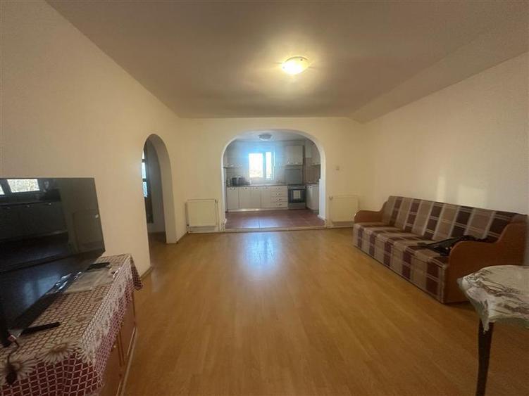 Apartament 3 camere decomandate, Centru - 5