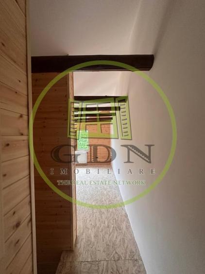 Duplex deosebit cu vedere panoramică spre munți și pădure – Tocile, Sadu - 12