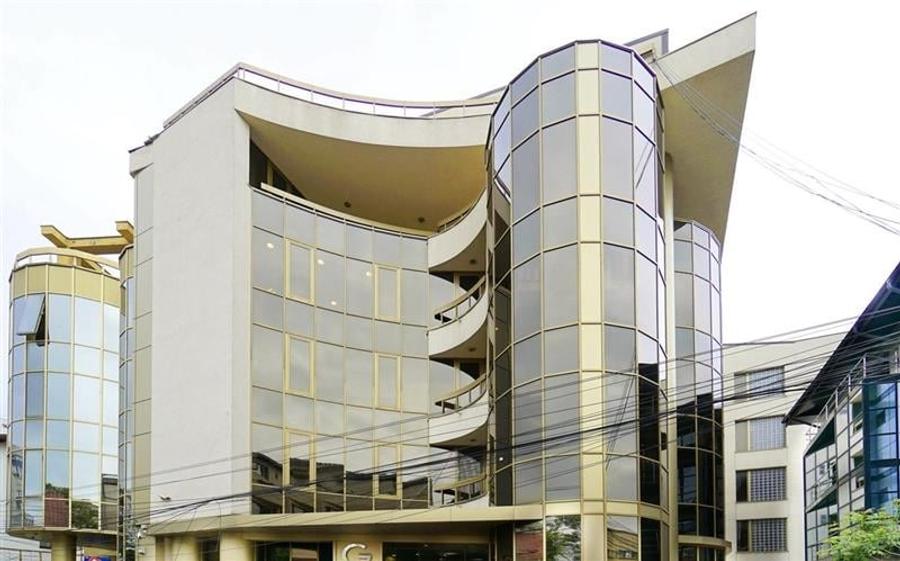 Cladire individuala 1000 mp + 200 mp terasa - birouri sau clinica - 2