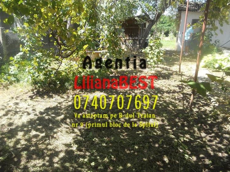 Casa cu 1000 mp teren Costisa - 2