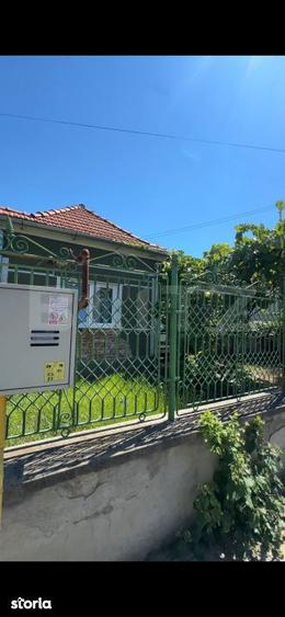 BLITZ va propune spre vanzare o casa situata pe Drumul Petrestiului -9 - 1