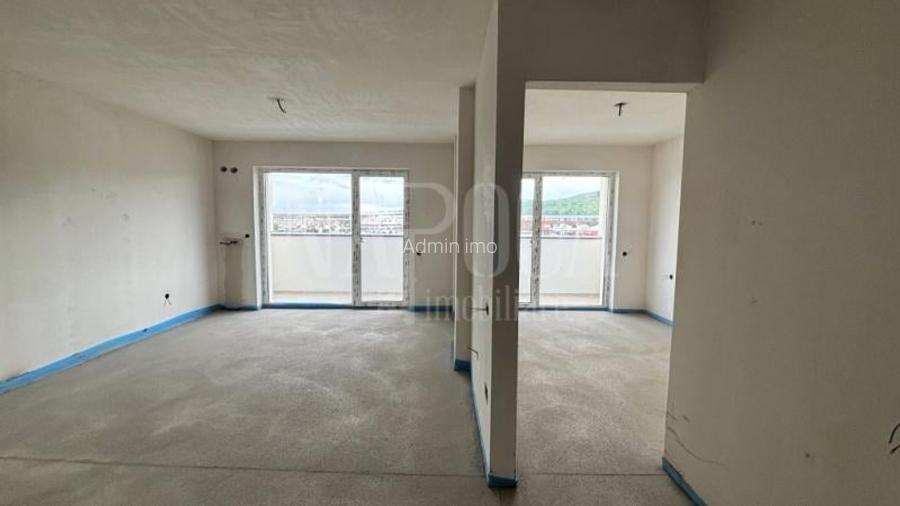 Apartament 2 camere de vanzare in Floresti Apartament 2 camere de vanzare in Floresti